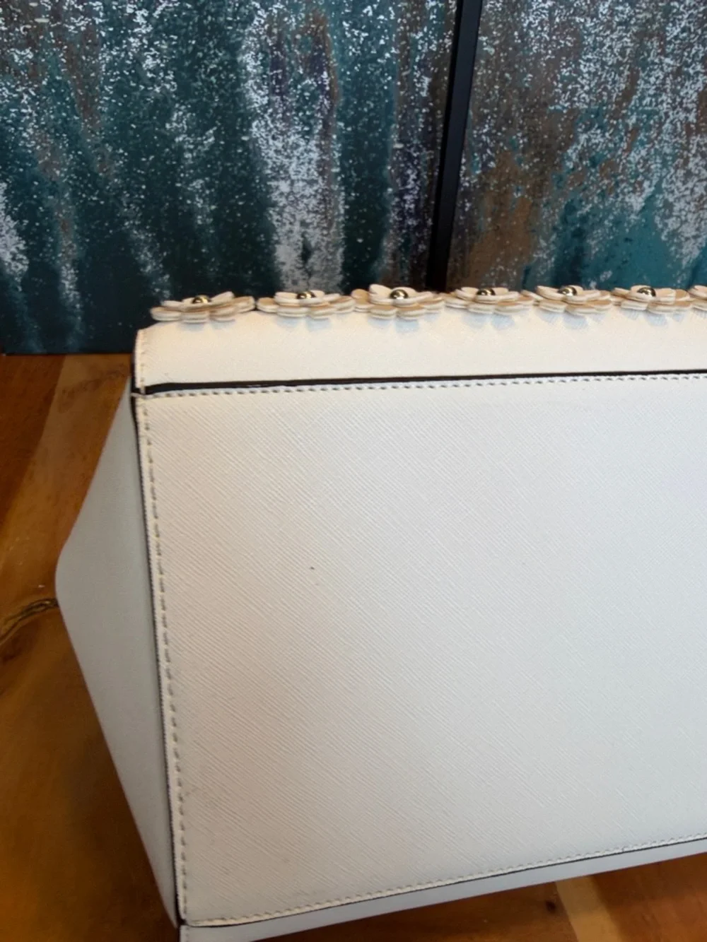 Catherine Malandrino Coquette Floral Appliqué Satchel Ivory/Tan (VGUC) - Picture 15 of 17